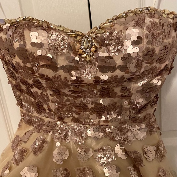Rose gold sequin strapless dress - Picture 2 of 2